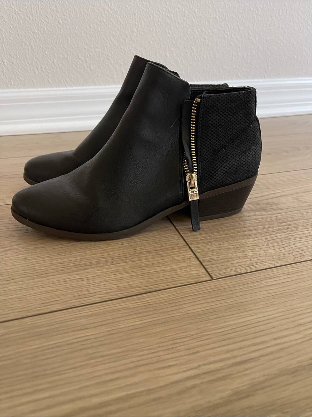 Women's Black Ankle Booties with Side Zip Accent